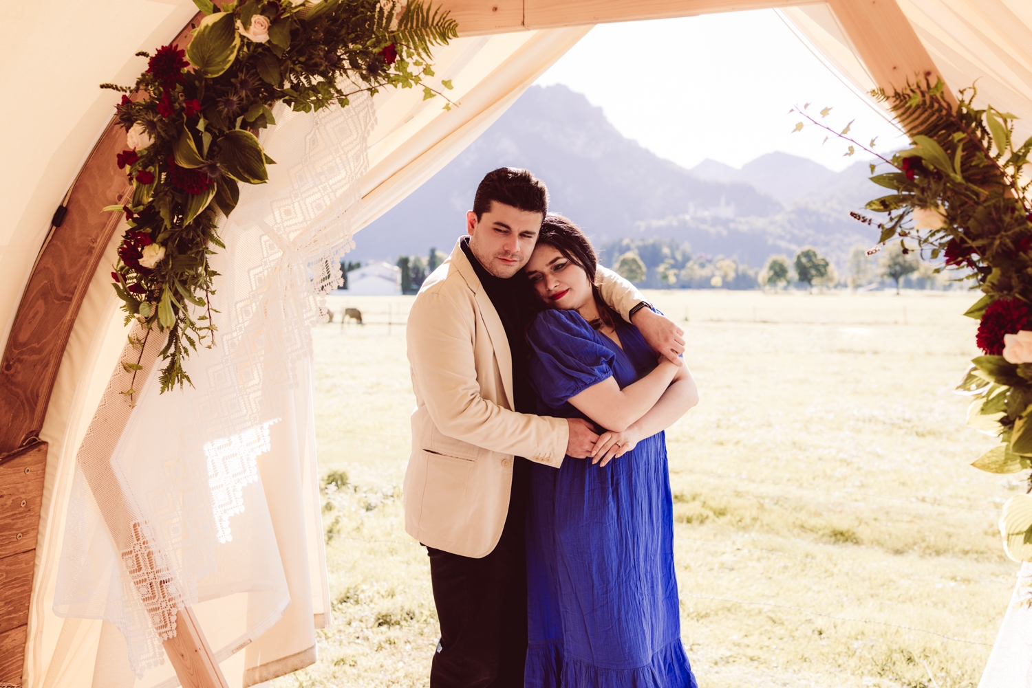 Surprise-Proposal_with_Photoshooting_castle_Neuschwanstein_-14
