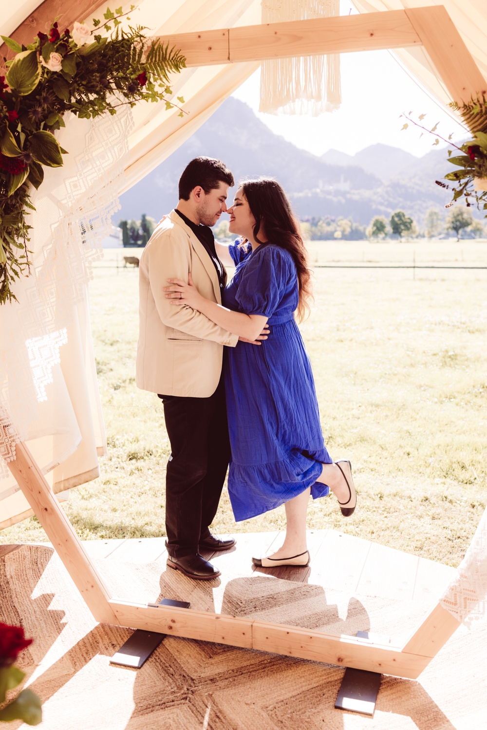 Surprise-Proposal_with_Photoshooting_castle_Neuschwanstein_-15