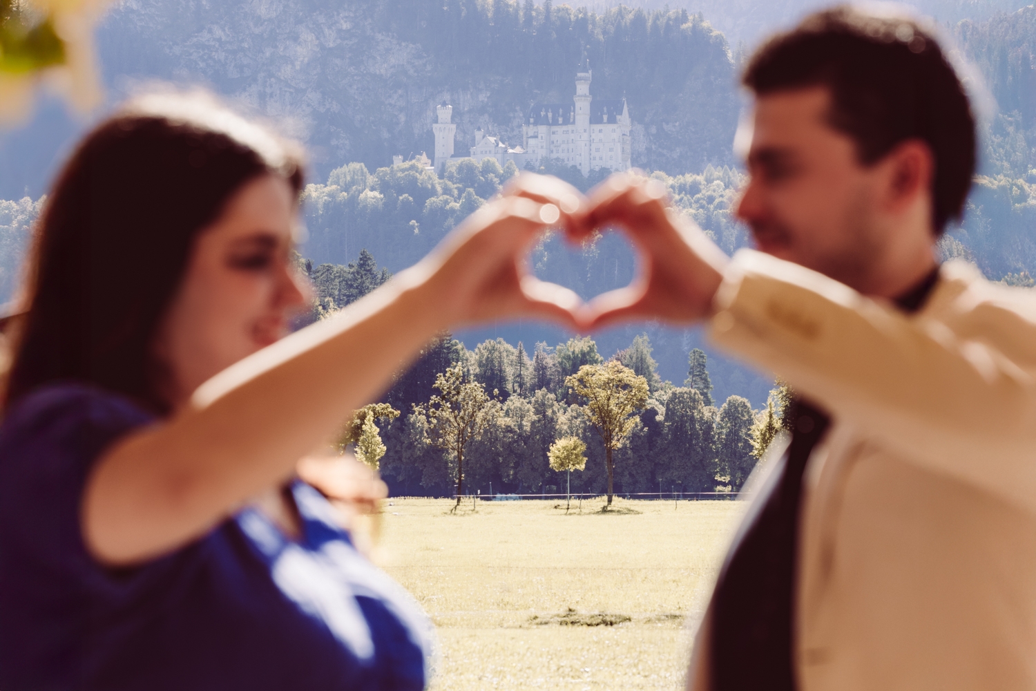 Surprise-Proposal_with_Photoshooting_castle_Neuschwanstein_-34