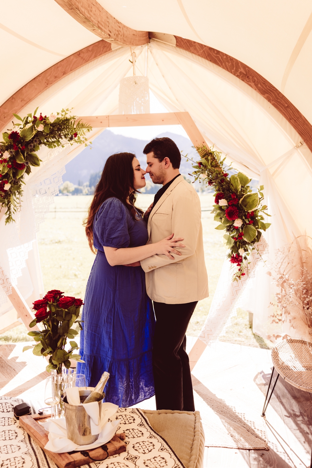 Surprise-Proposal_with_Photoshooting_castle_Neuschwanstein_-36
