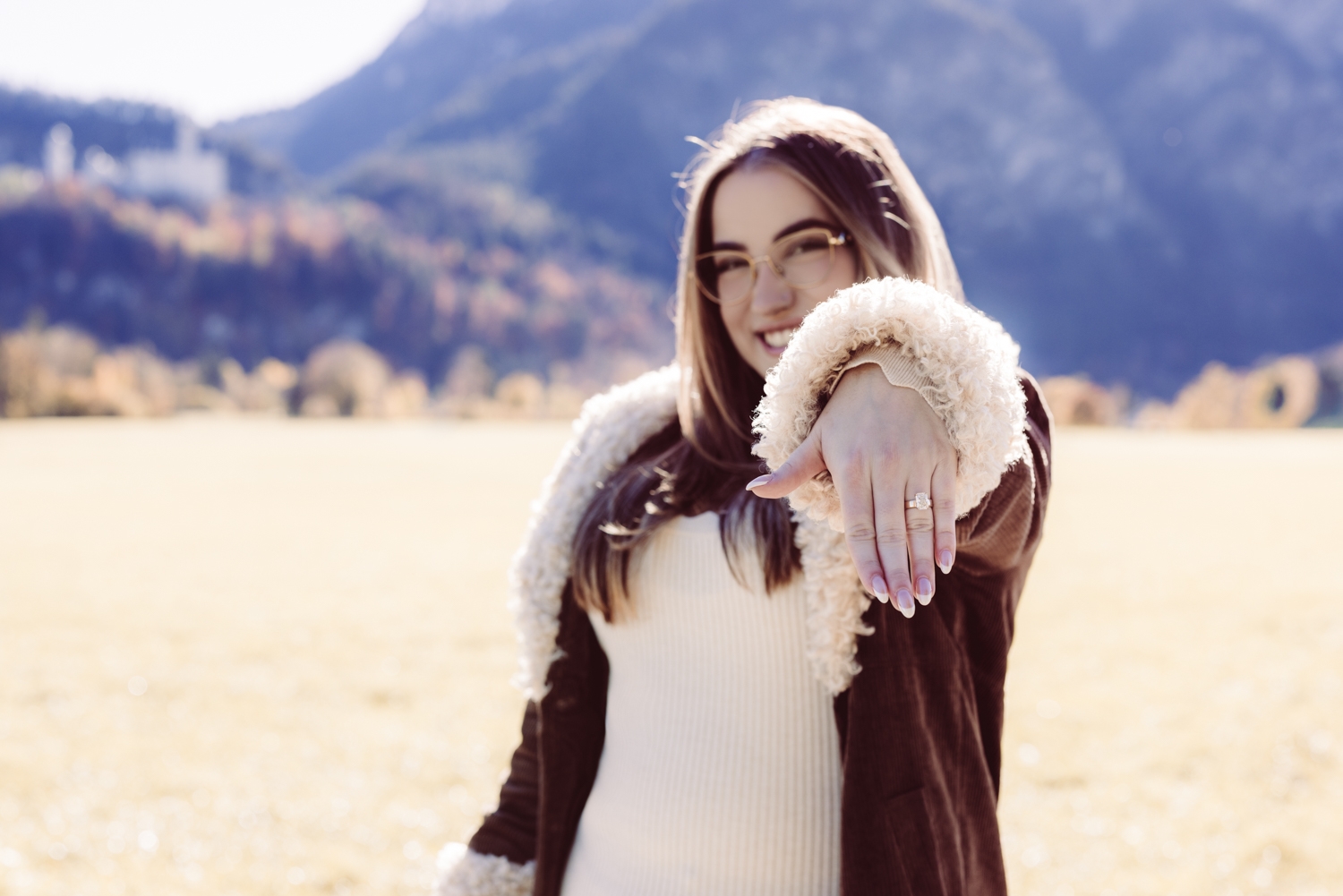Surprise_Proposal_Castle_Neuschwanstein_Photographer-15