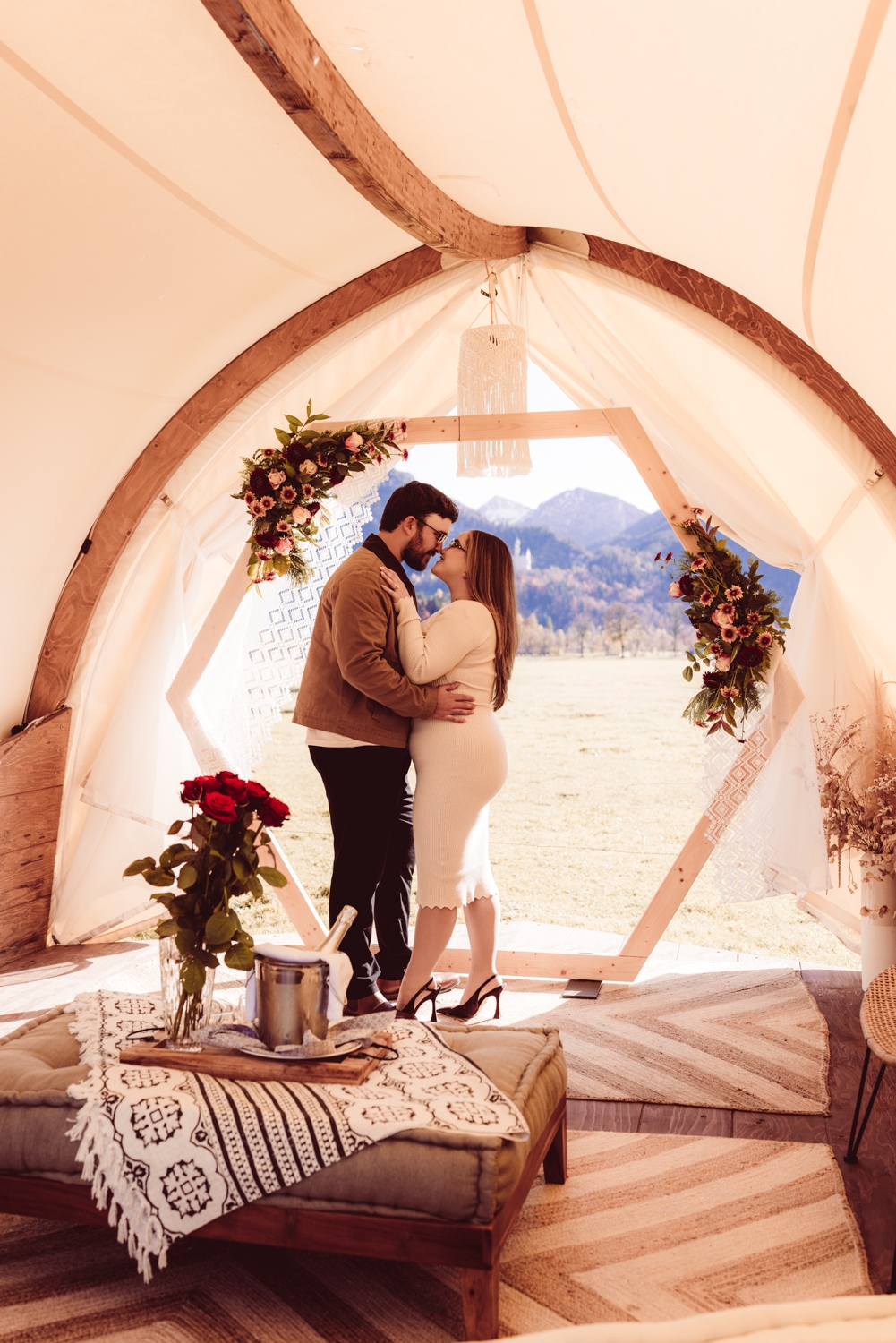 Surprise_Proposal_Castle_Neuschwanstein_Photographer-22