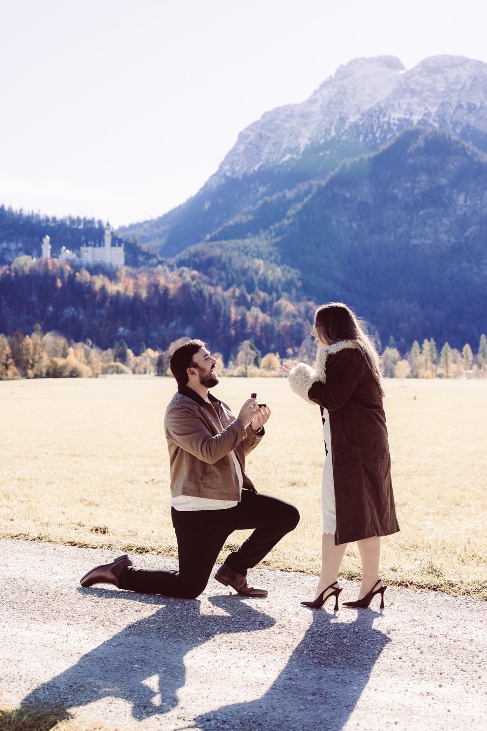 Surprise_Proposal_Castle_Neuschwanstein_Photographer-3