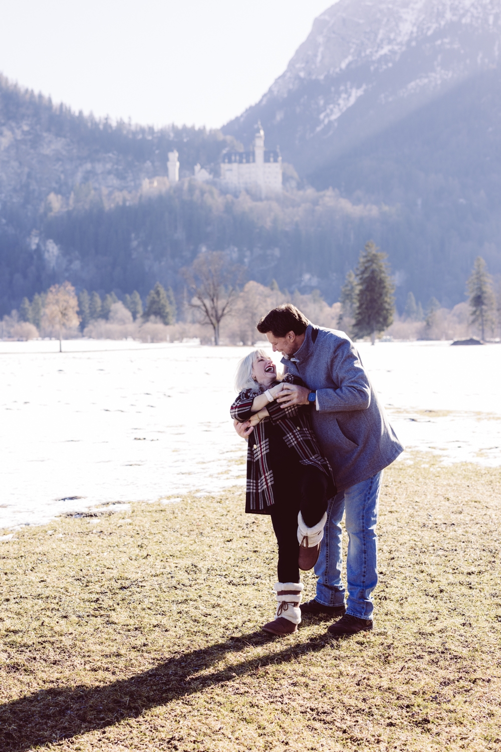 Couple-Photographer_Castle-Neuschwanstein_-6