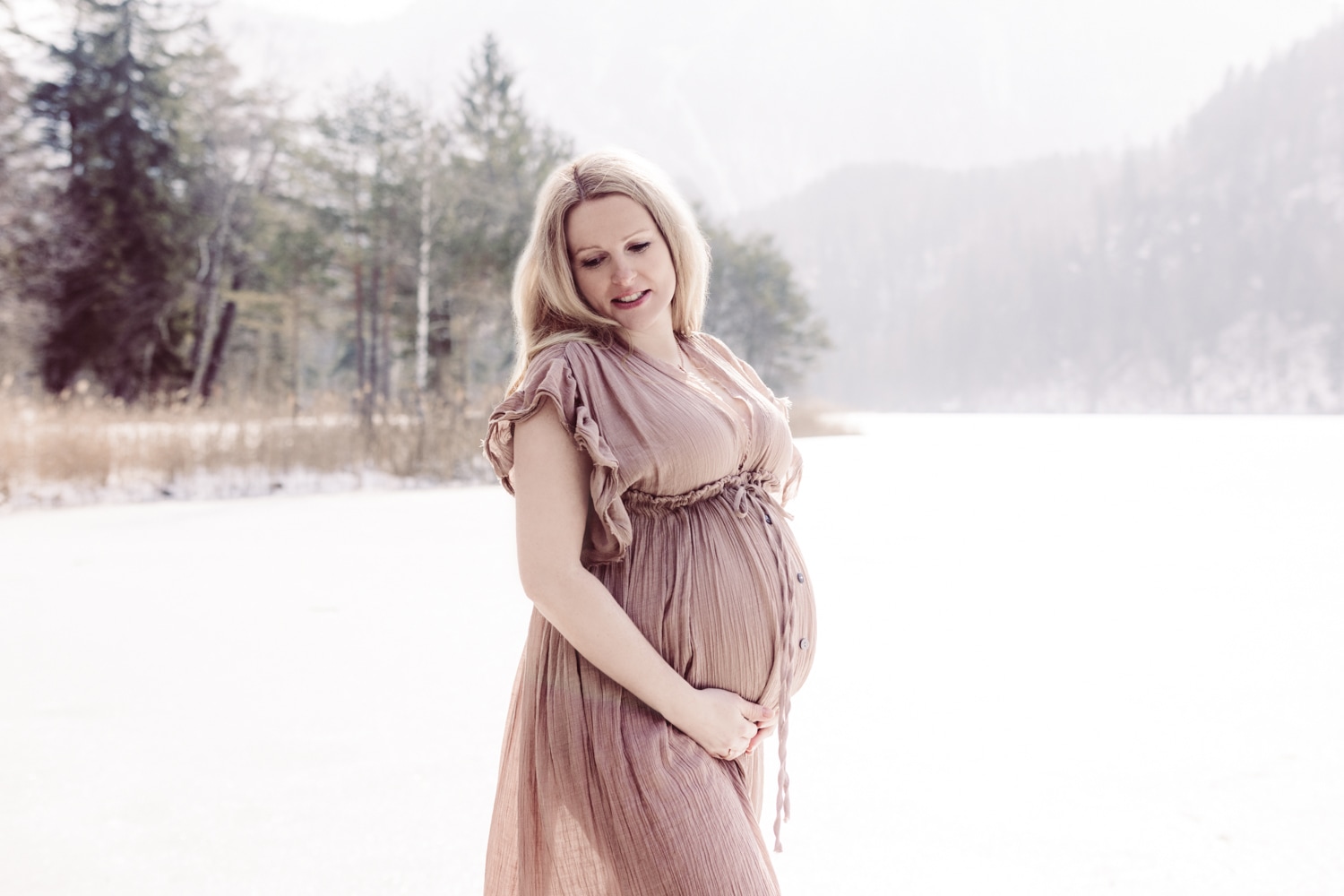 Schwangerschaftsshooting in F&uuml;ssen